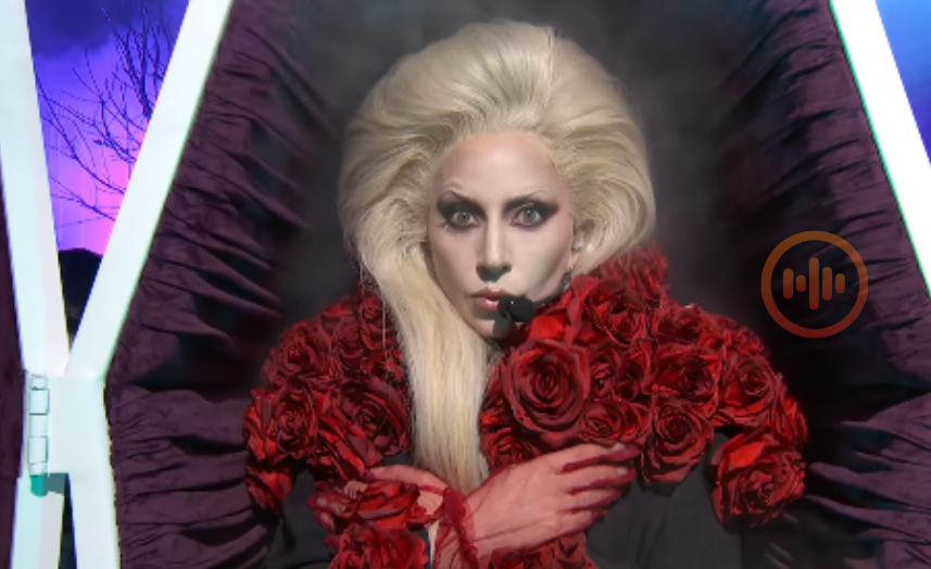 Lady Gaga adia show da turnê 